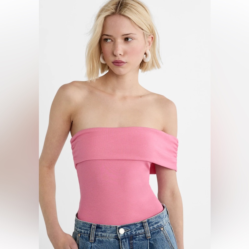 Stradivarius pink bodysuit